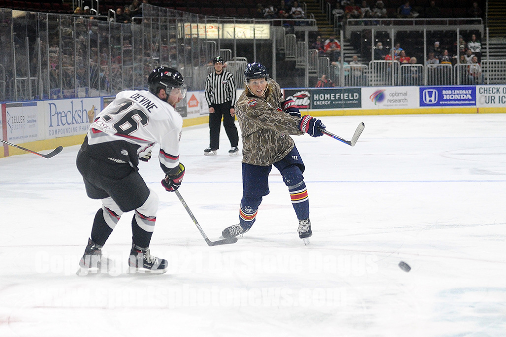 PRMvVRM_1218_DSC_9456